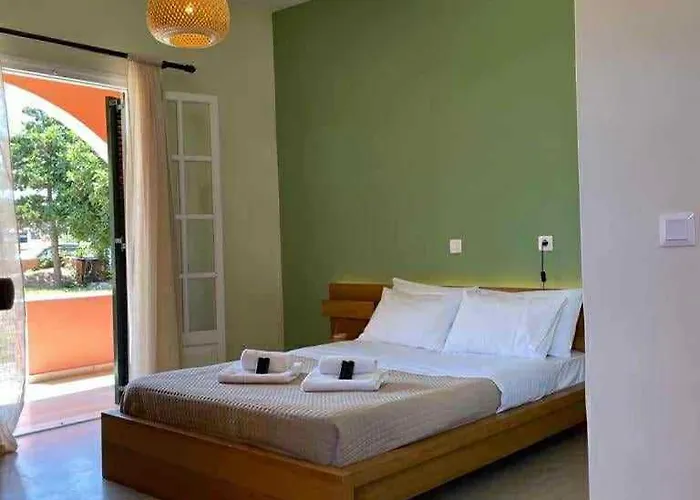 Exclusive Alexandra *